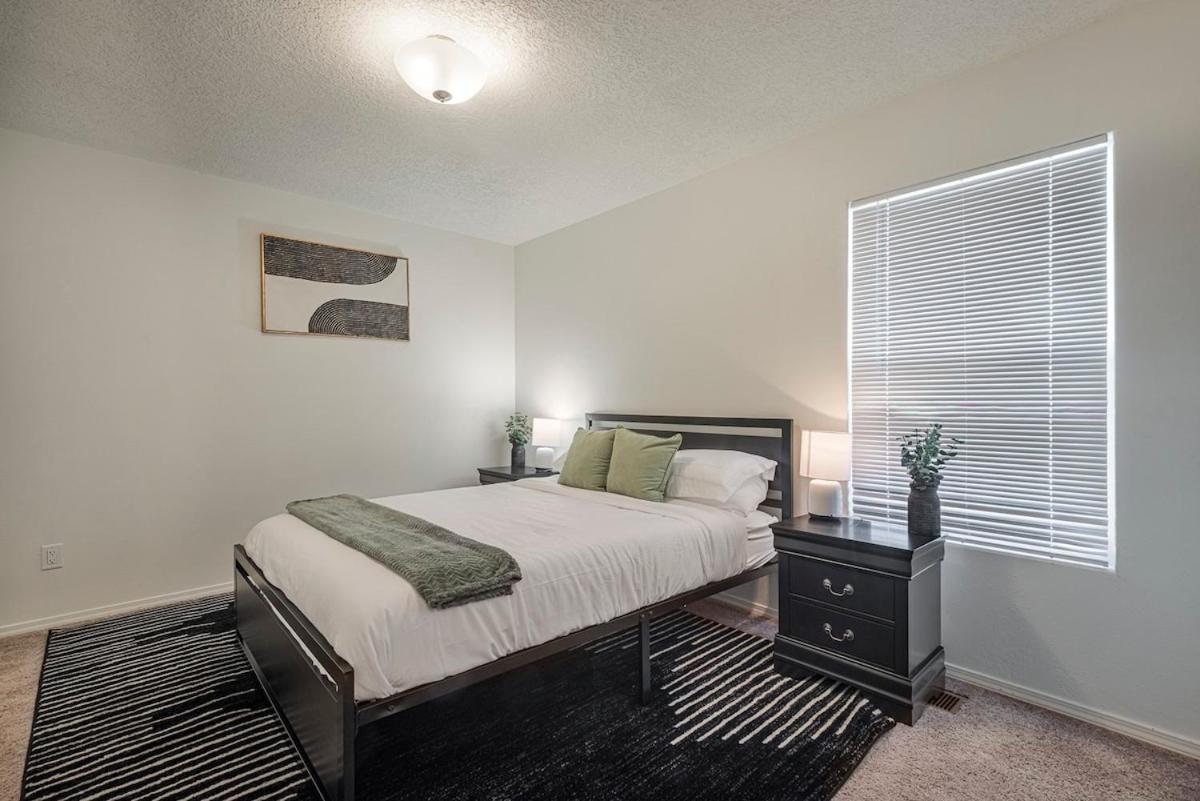 Modern Home 3Br Next To Airport & Netflix Albuquerque Exterior foto